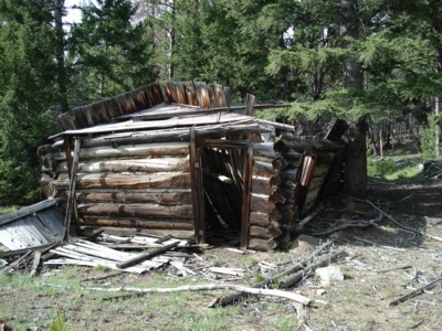 cabin at Deer Lodge Property cabin at Deer Lodge Property